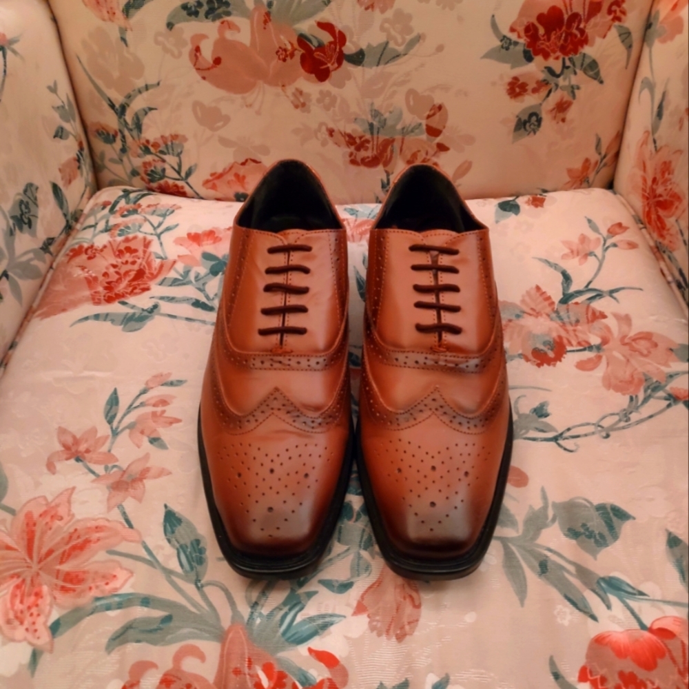 Redfoot Neville Wingtip Oxford Shoes (Tan) size 10
